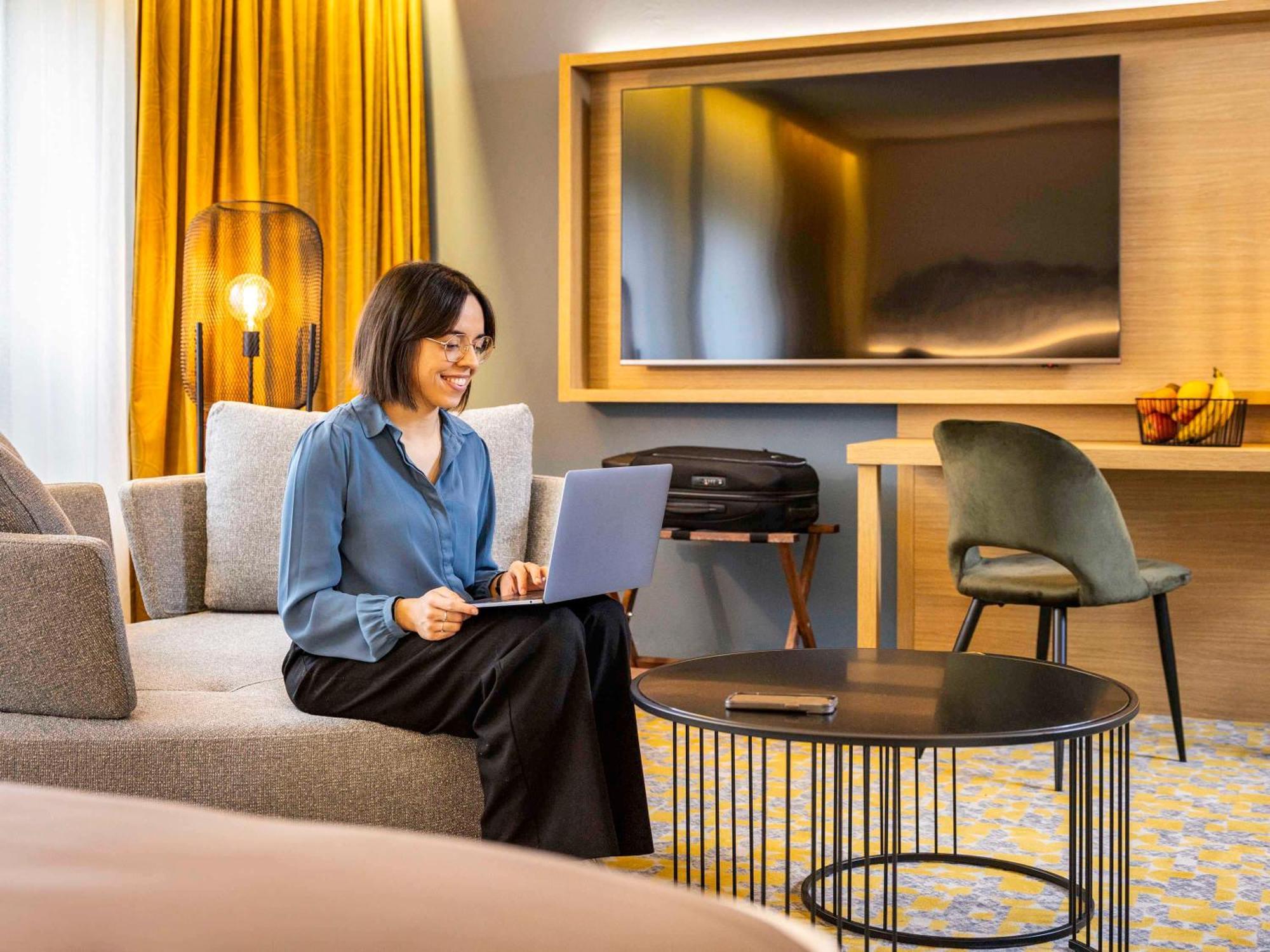 Astoria Hotel 4*